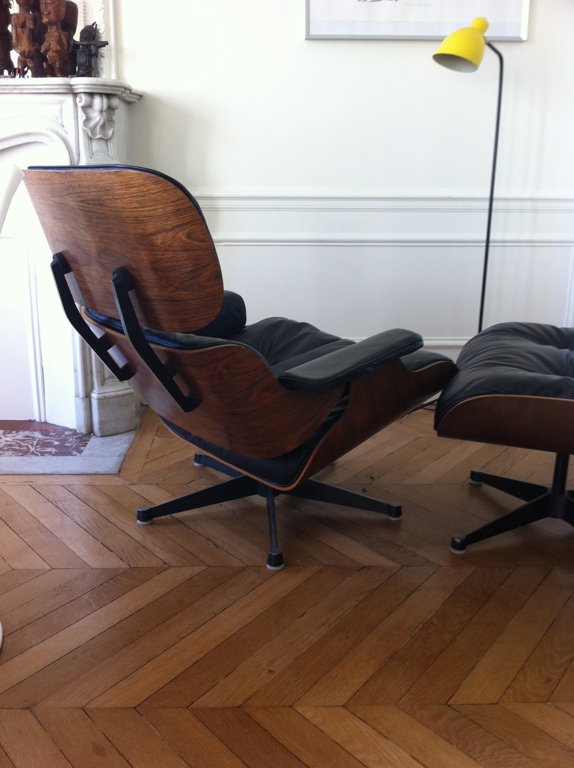 Fauteuil lounge chair Eames édition Herman Miller - L'Atelier 50 - Boutique vintage - achat et vente mobilier vintage accessoires